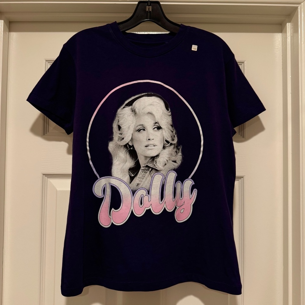 NWT! RARE Dolly Parton Navy and Pink Graphic Concert Tee Size Small T-Shirt
